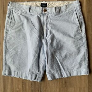 J. Crew Men's Gramercy Pinstripe Light Blue Country Club Dockside Shorts EUC